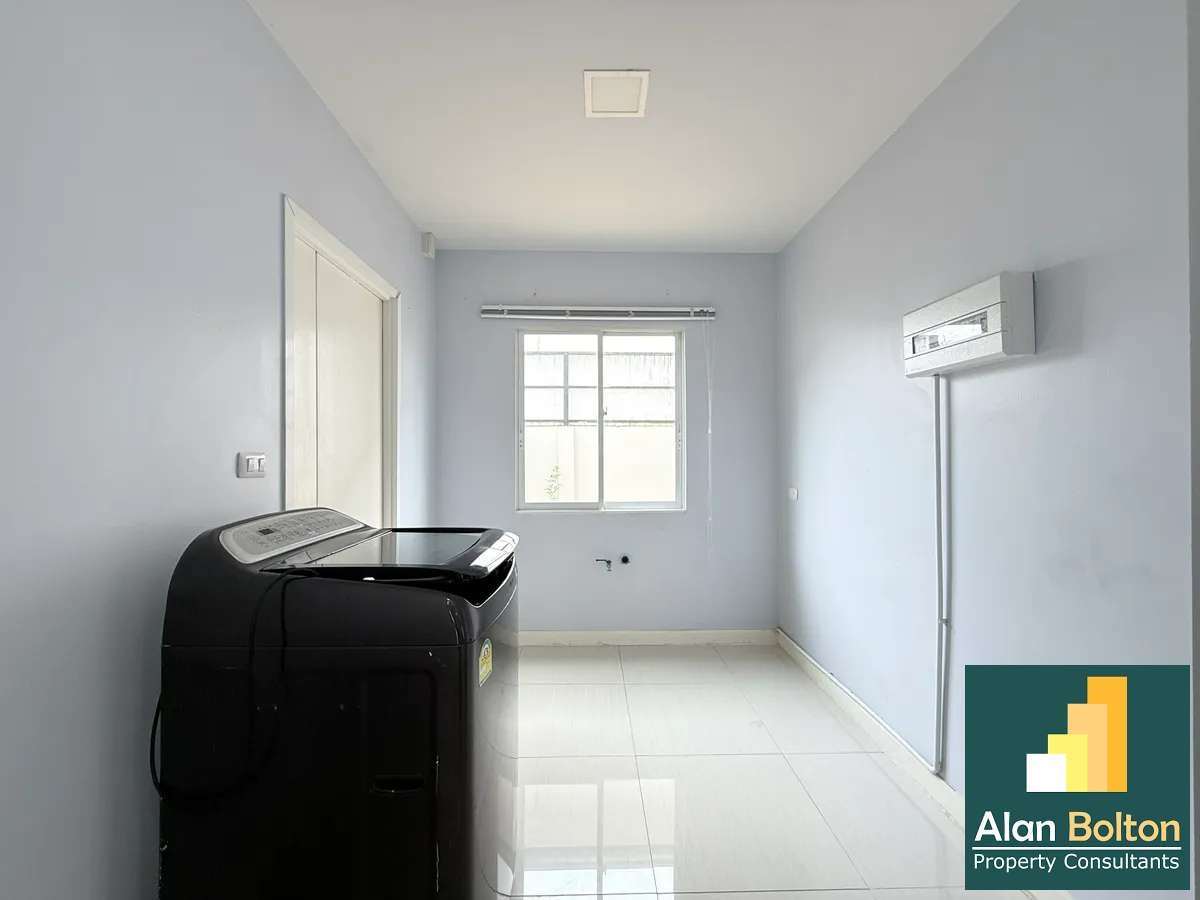 3 Bedroom 2 Bathroom house for rent photo 16