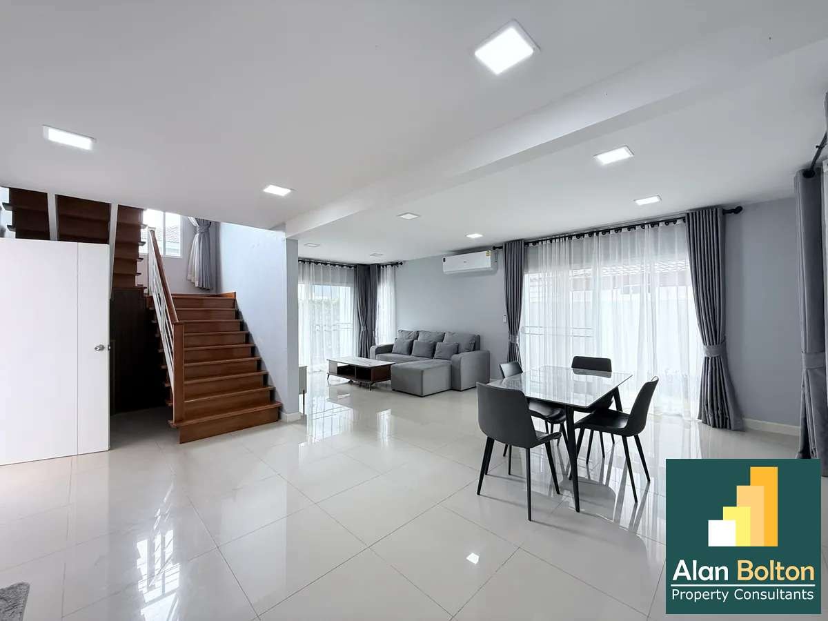 3 Bedroom 2 Bathroom house for rent photo 12