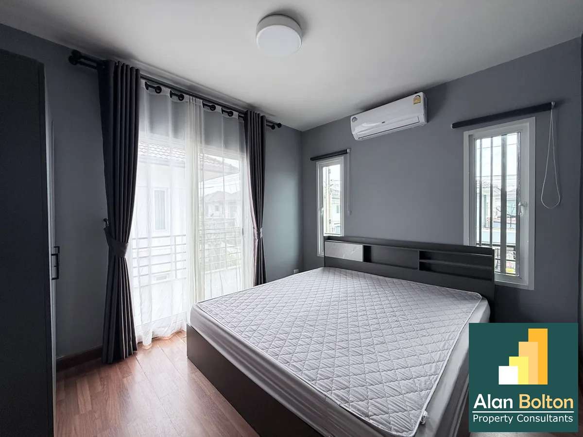 3 Bedroom 2 Bathroom house for rent photo 8