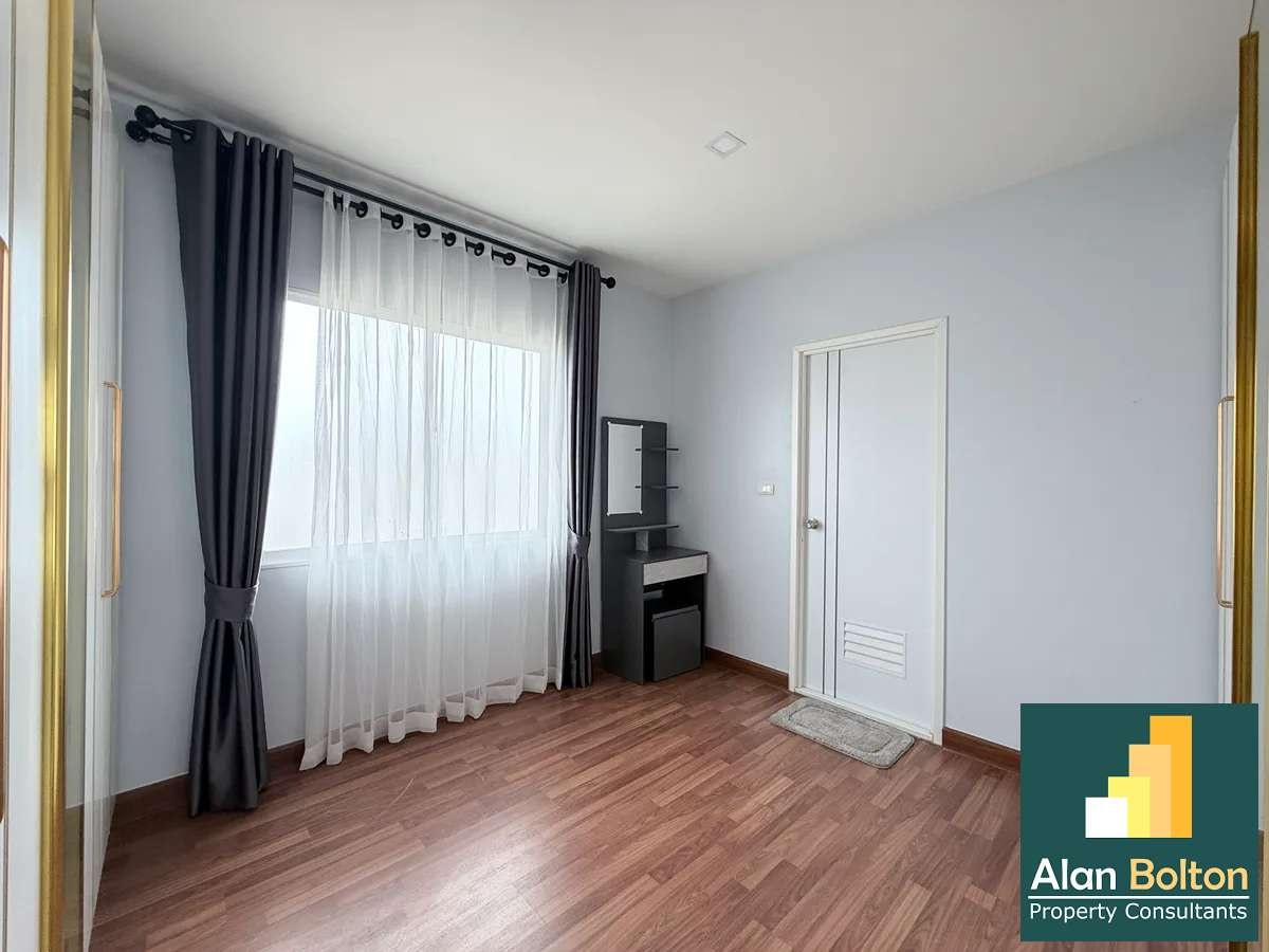 3 Bedroom 2 Bathroom house for rent photo 7