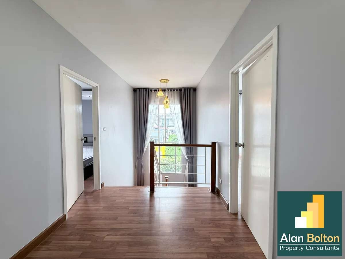 3 Bedroom 2 Bathroom house for rent photo 4