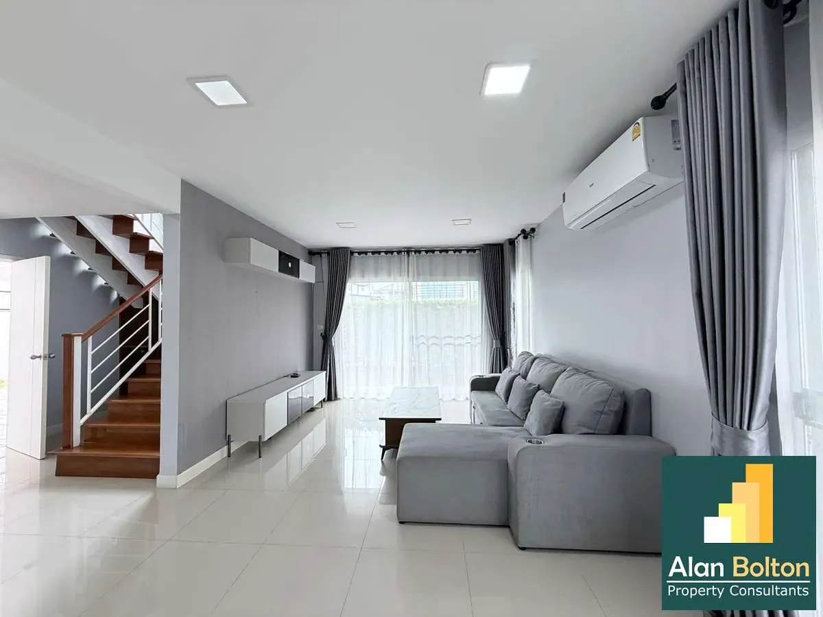 3 Bedroom 2 Bathroom house for rent photo 13