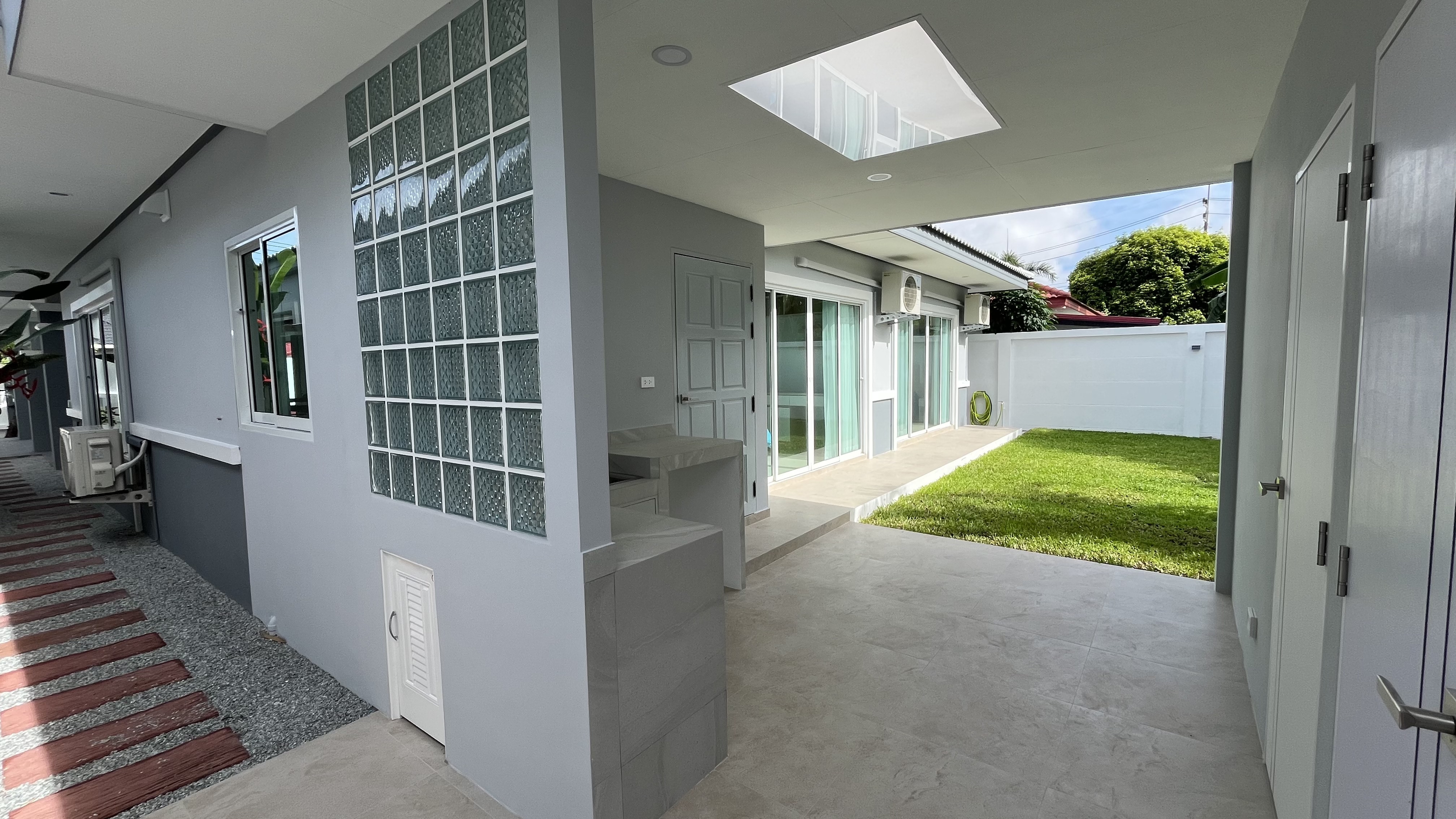 Brand New Modern 4 Bed 3 Bath Pool Villa At Secure Village In Huay Yai photo 45