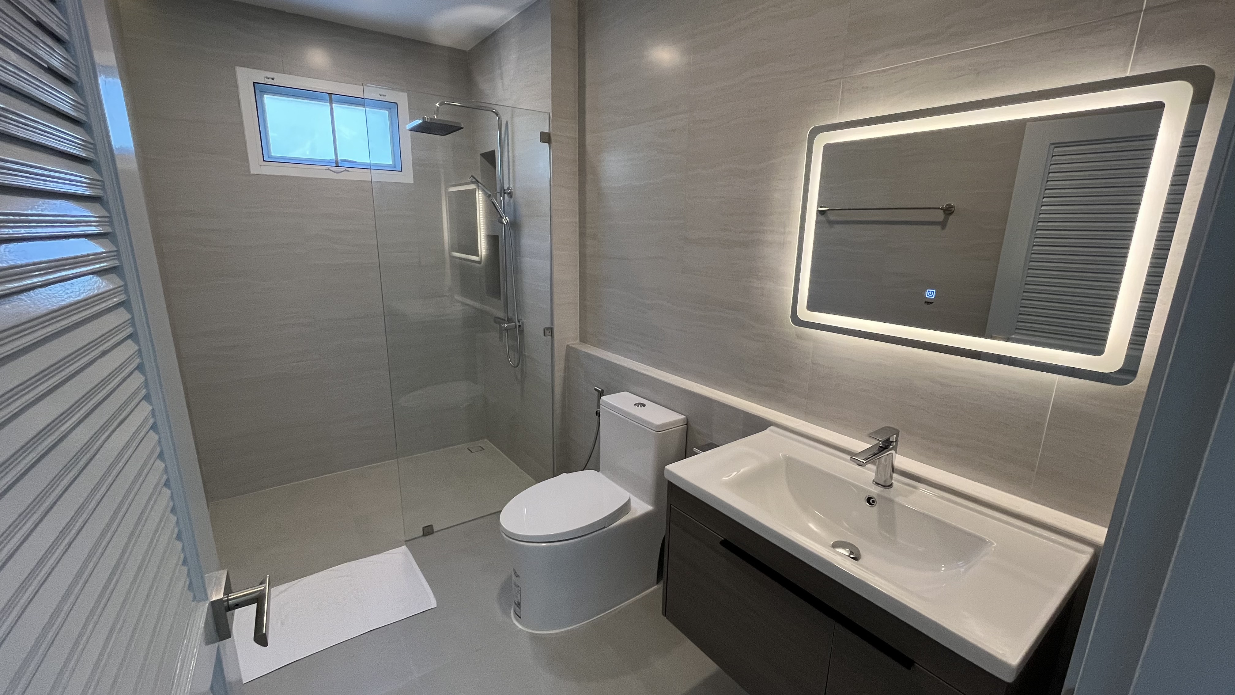 Brand New Modern 4 Bed 3 Bath Pool Villa At Secure Village In Huay Yai photo 35