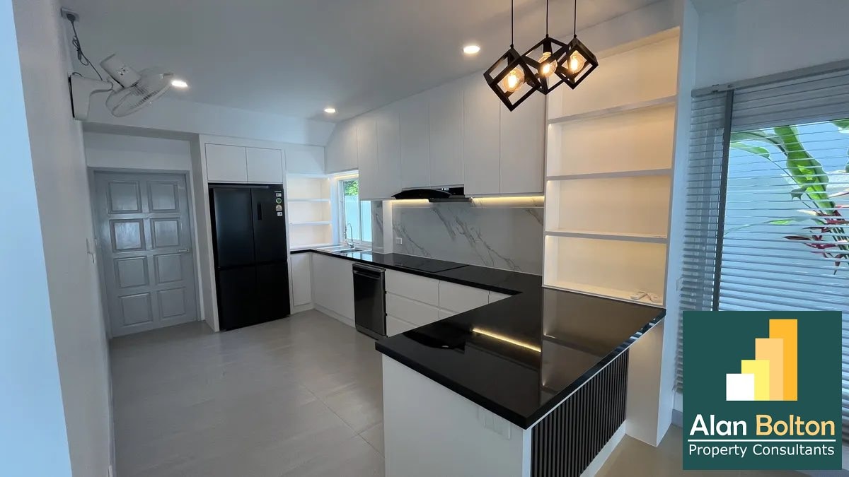 Brand New Modern 4 Bed 3 Bath Pool Villa At Secure Village In Huay Yai photo 8