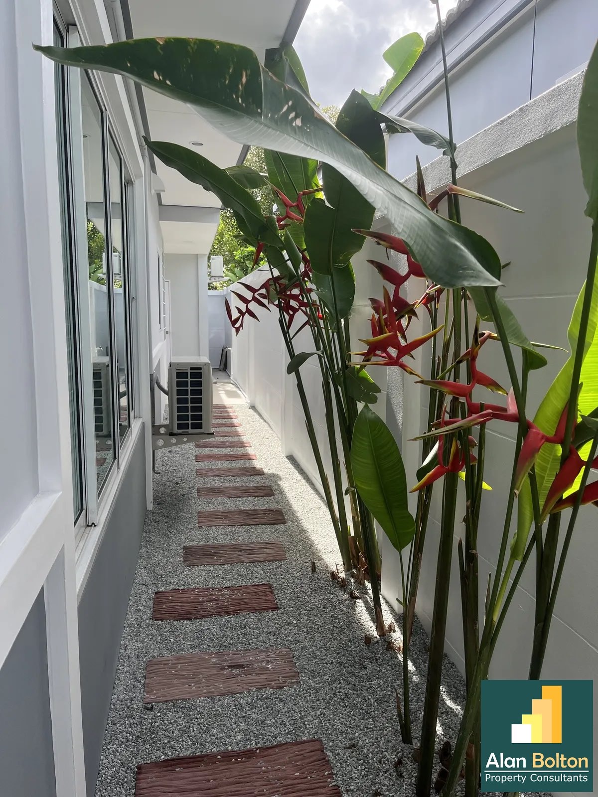 Brand New Modern 4 Bed 3 Bath Pool Villa At Secure Village In Huay Yai photo 26