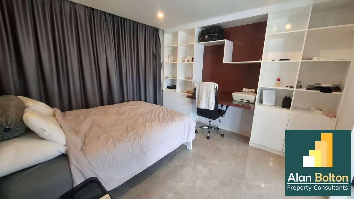 Spacious 160 sqm Duplex Residence at Panchalae Jomtien photo 11