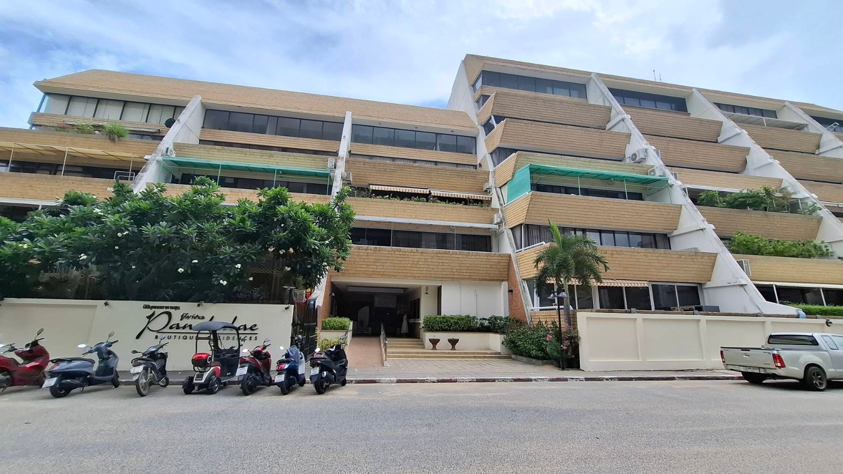 70 sqm 1-Bedroom Condo for Sale at Tropicana Pratumnak, Foreign Quota photo 34