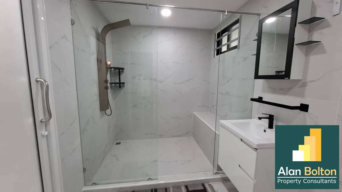 70 sqm 1-Bedroom Condo for Sale at Tropicana Pratumnak, Foreign Quota photo 17
