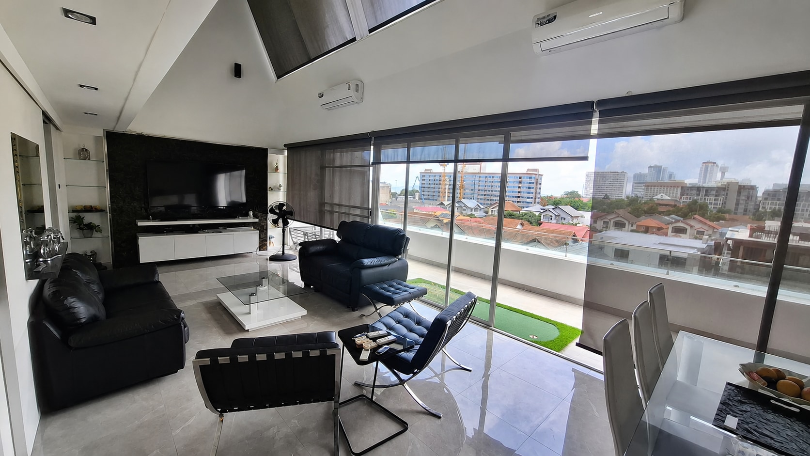 70 sqm 1-Bedroom Condo for Sale at Tropicana Pratumnak, Foreign Quota photo 22