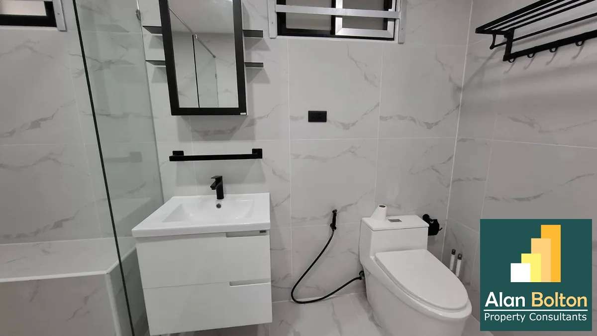 70 sqm 1-Bedroom Condo for Sale at Tropicana Pratumnak, Foreign Quota photo 16