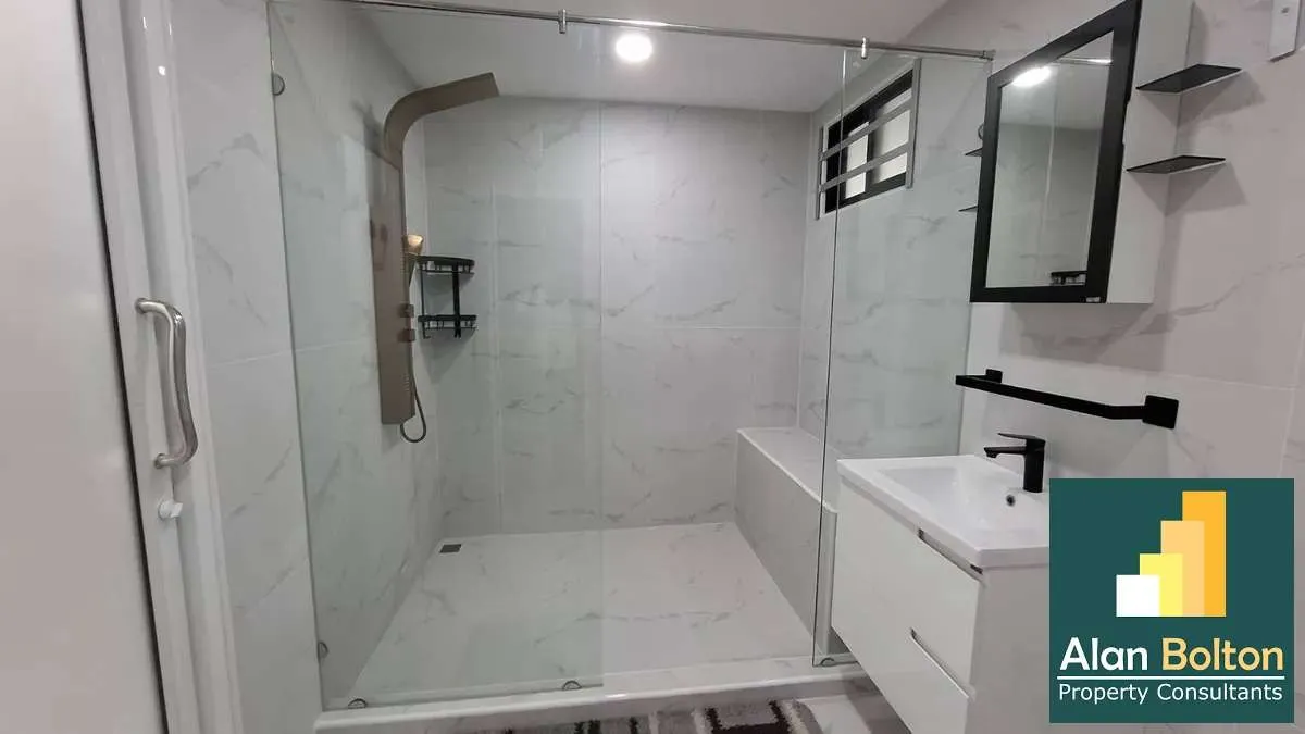 70 sqm 1-Bedroom Condo for Sale at Tropicana Pratumnak, Foreign Quota photo 16