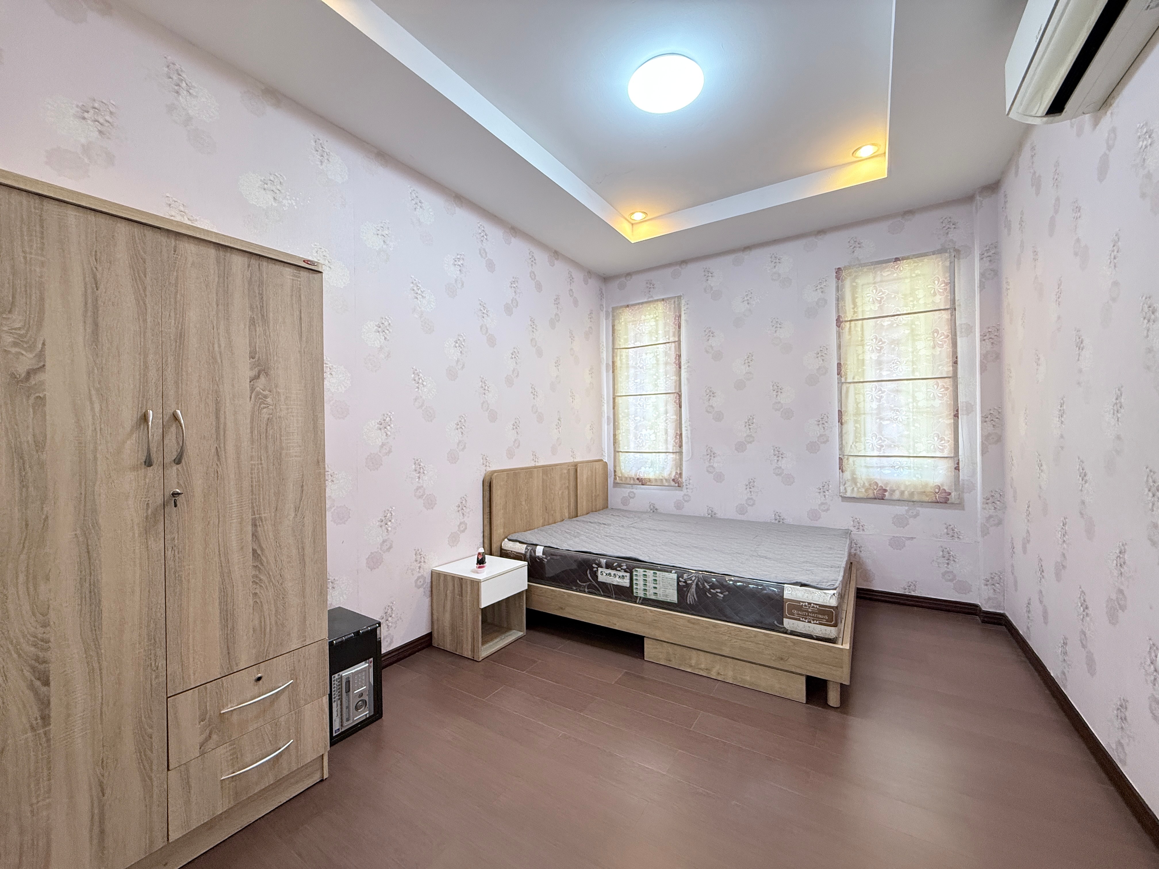 Studio for rent photo 21