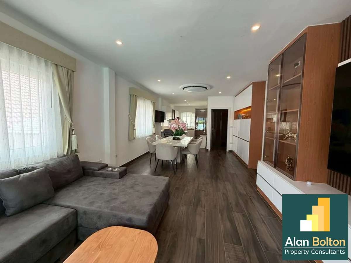 Modern 3 Bed 4 Bath Pool Villa In East Pattaya photo 10
