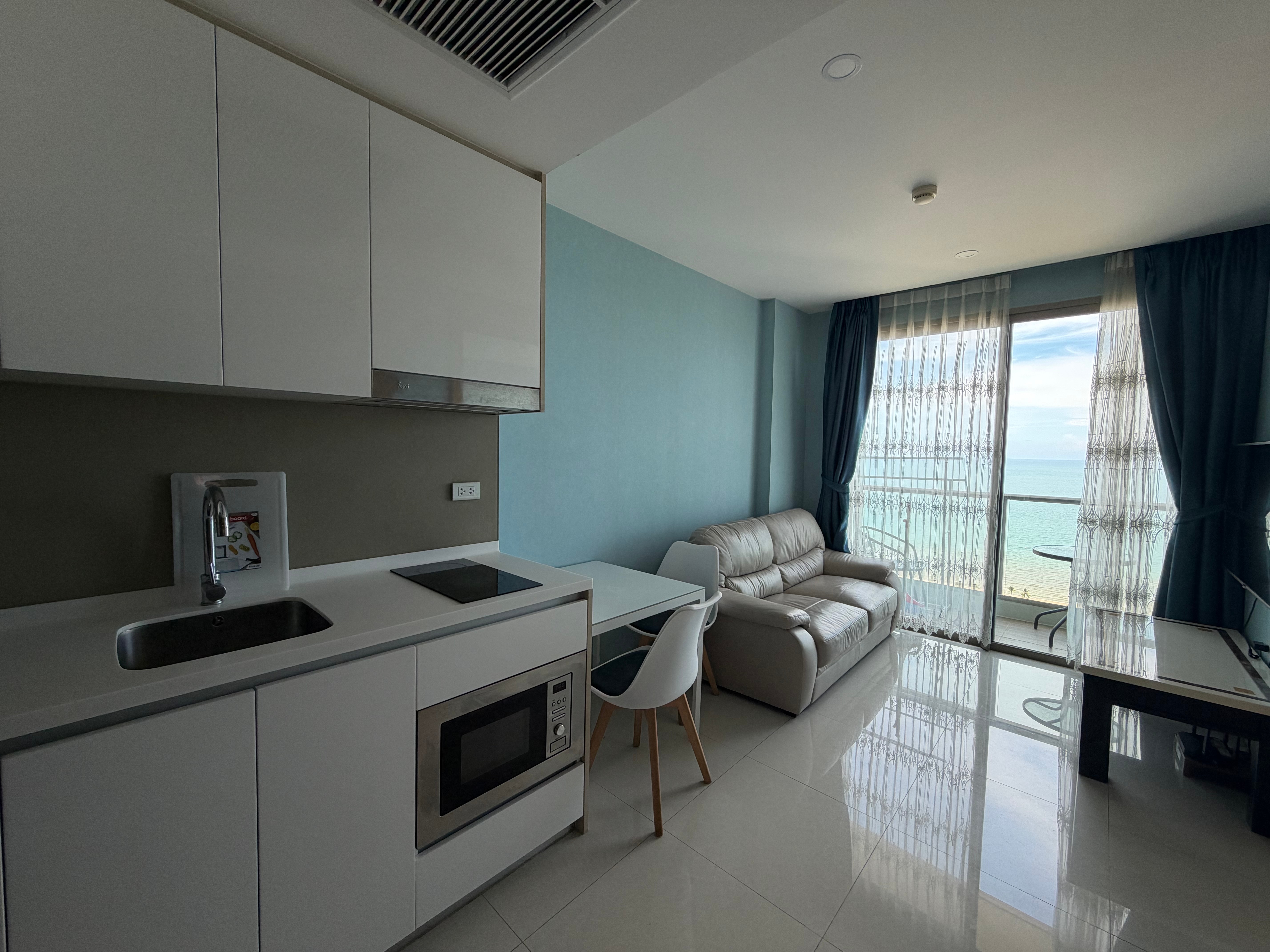 Sea view condo For Rent In Jomtien photo 12