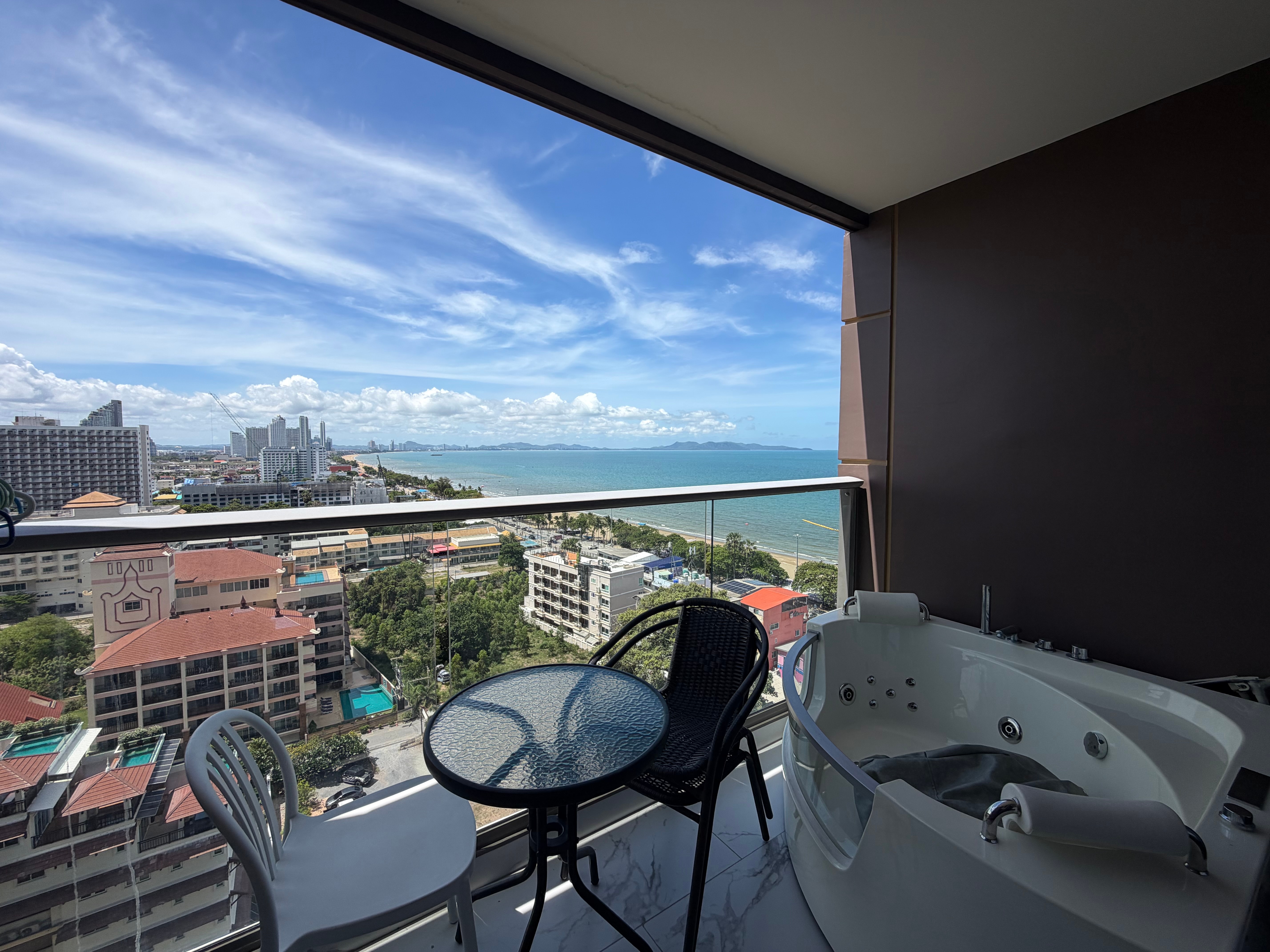 Condo For Rent In Jomtien photo 16