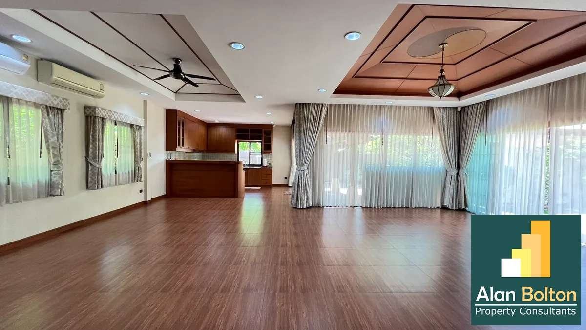 Coner house 3 Bedrooms 4 Bathrooms in Huay yai photo 5