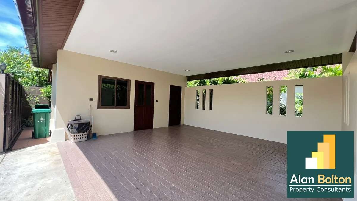 Coner house 3 Bedrooms 4 Bathrooms in Huay yai photo 8