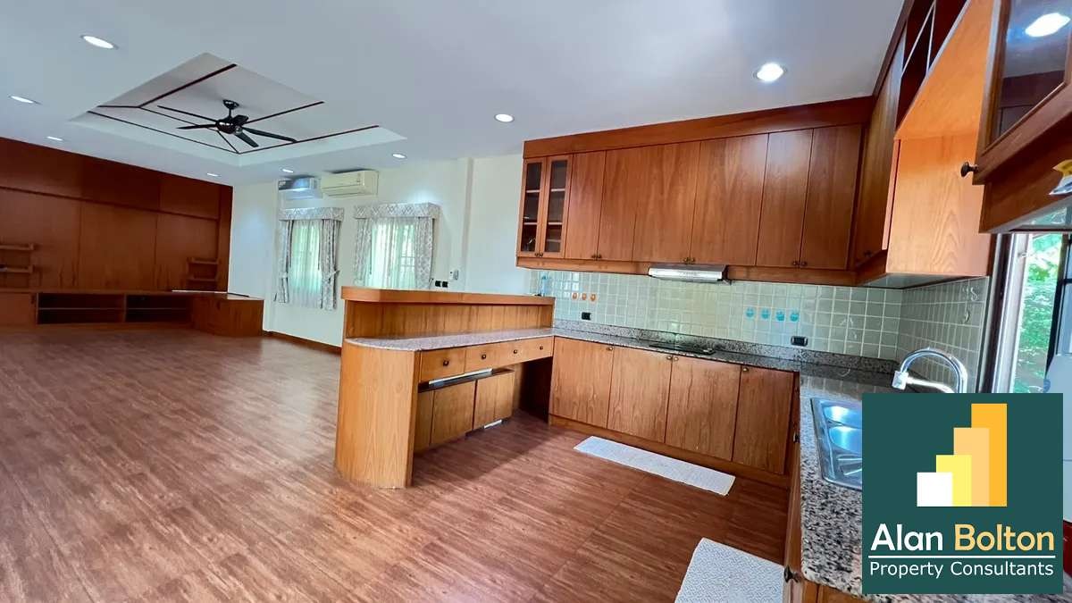 Coner house 3 Bedrooms 4 Bathrooms in Huay yai photo 23
