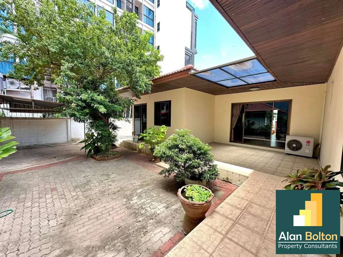 Prime location private house 3 bedrooms 3 bathrooms in Central Pattaya for RENT photo 7