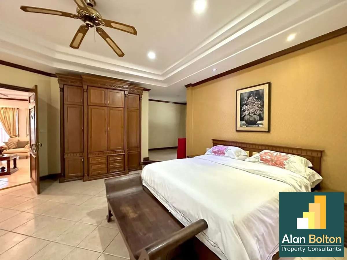 Prime location private house 3 bedrooms 3 bathrooms in Central Pattaya for RENT photo 15