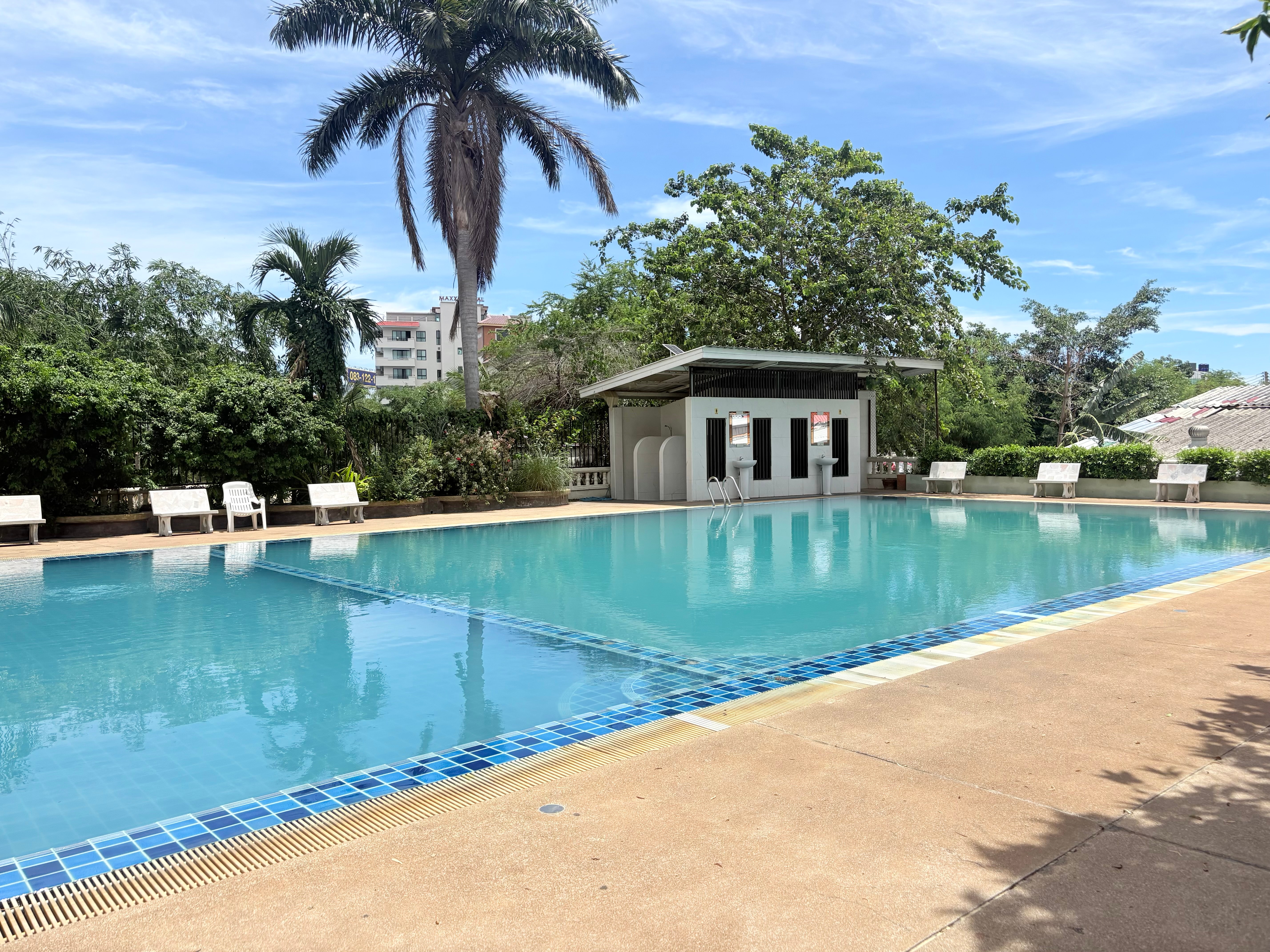 Foreign Name, Large 12th floor one bed sea view corner unit photo 20