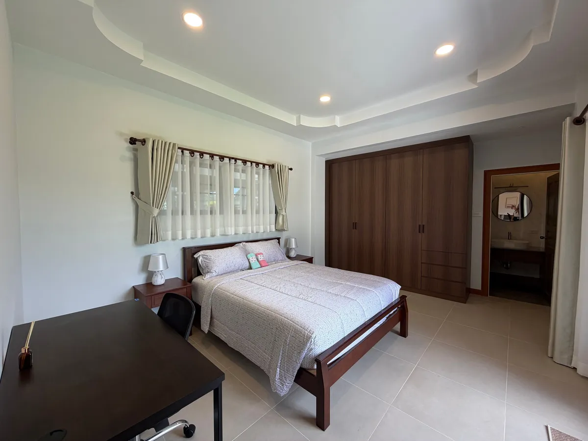 Stunning Fully Renovated Pool Villa in East Pattaya For rent photo 13