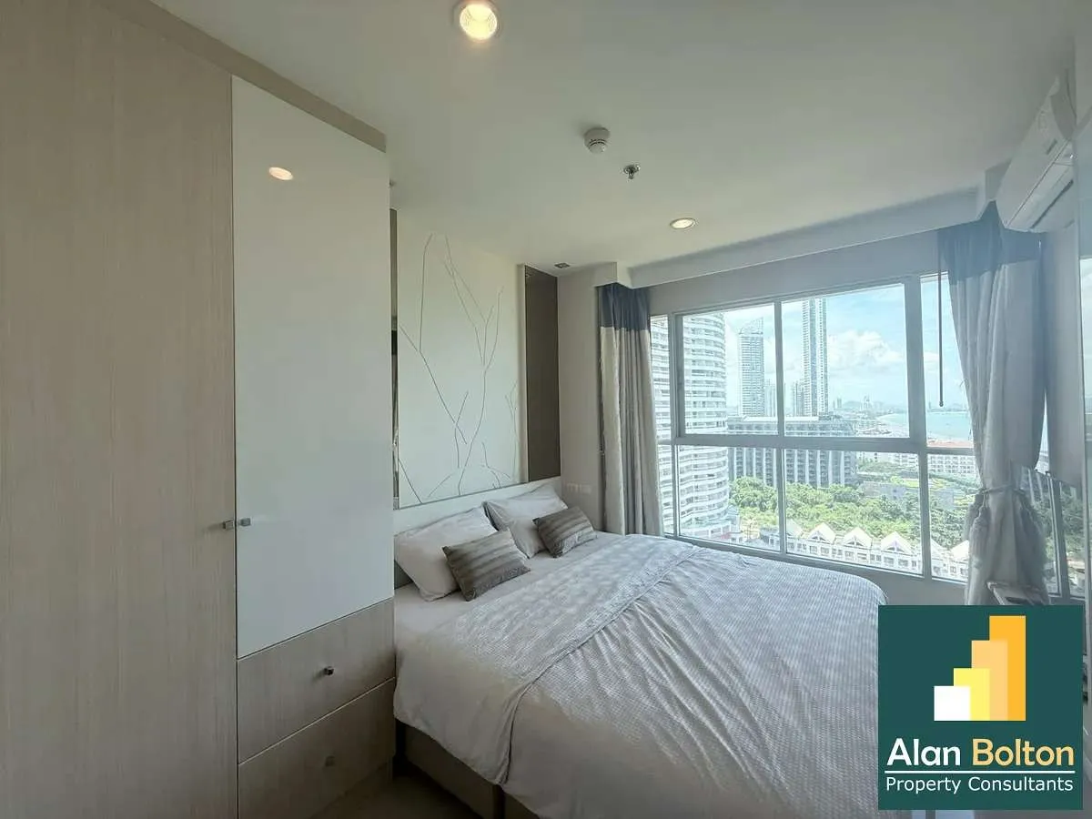 2 Bedroom with sea view photo 11