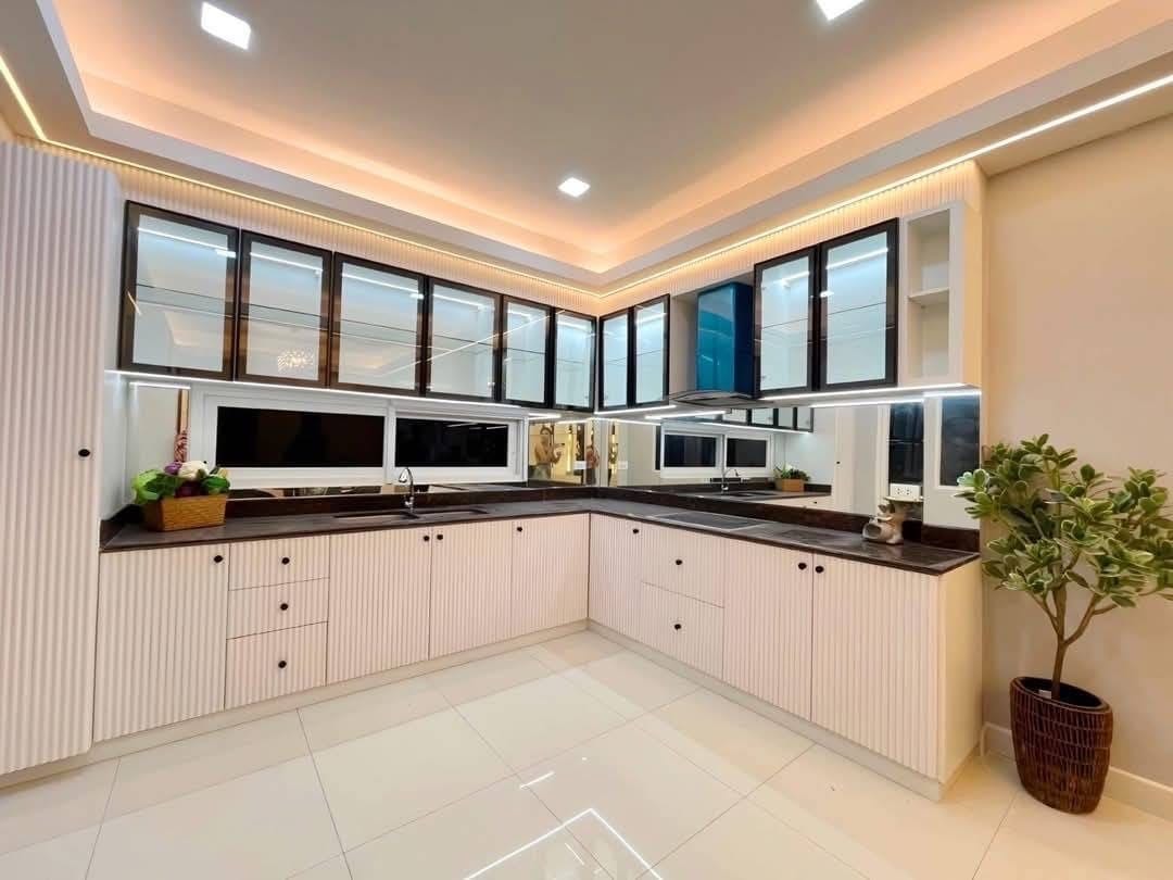 Newly Renovated Pool Villa 5 bedrooms 5 bathroom in Central Park 4/2 for SALE photo 16