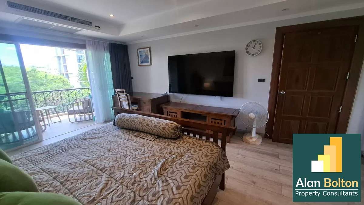 Beautiful and spacious 1-bedroom condo for sale at The Residence Jomtien Beach photo 16