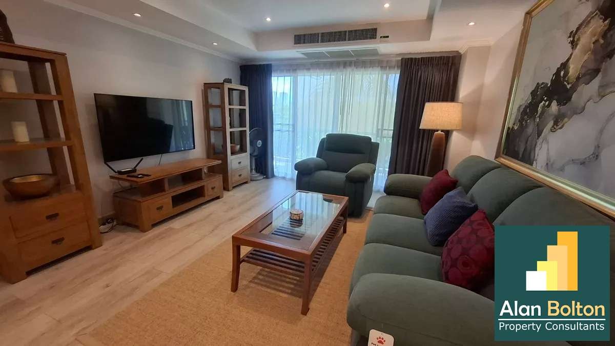 Beautiful and spacious 1-bedroom condo for sale at The Residence Jomtien Beach photo 3