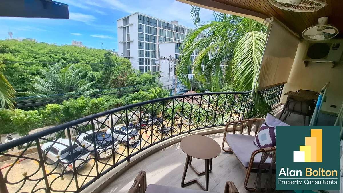 Beautiful and spacious 1-bedroom condo for sale at The Residence Jomtien Beach photo 6