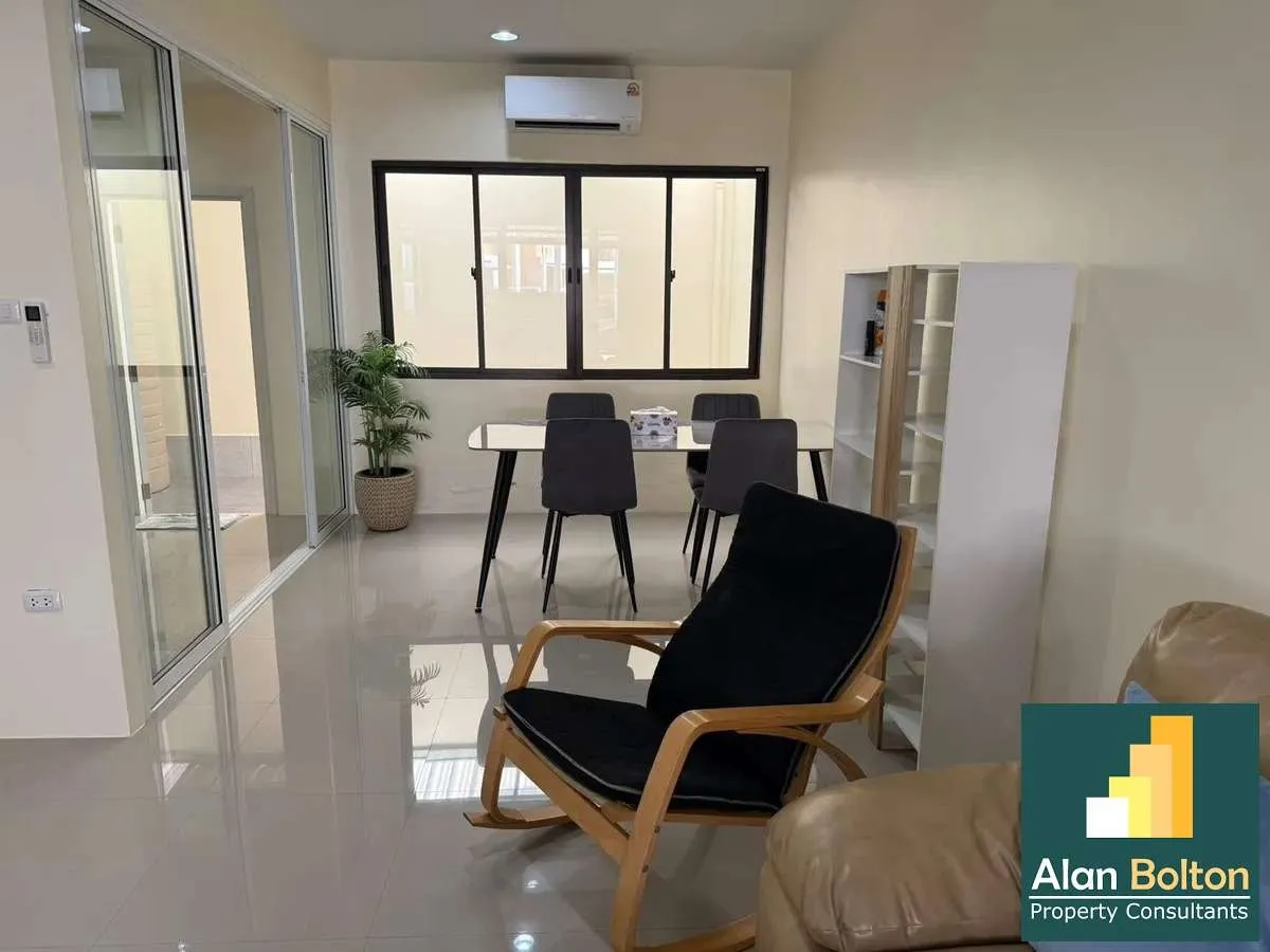 House for rent 3 Bedrooms 2 Bathrooms in East Pattaya photo 10