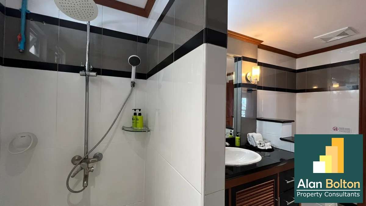 corner room 2 Bedrooms 2 Bathrooms in Pratumnak photo 8