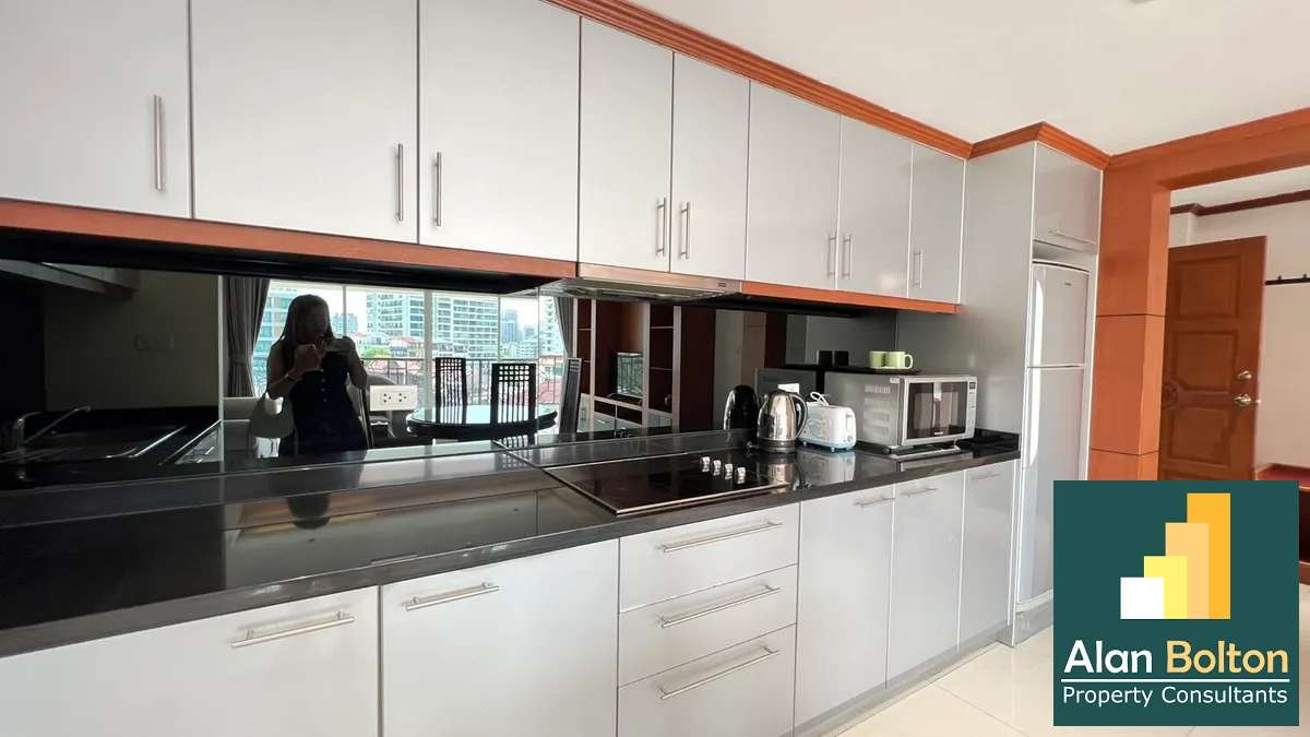 Corner room 2 Bedrooms 2 Bathrooms in Pratumnak photo 6