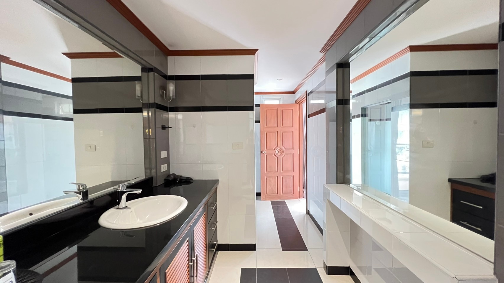 Sea view 1 Bedroom 1 Bathroom in North pattaya photo 26