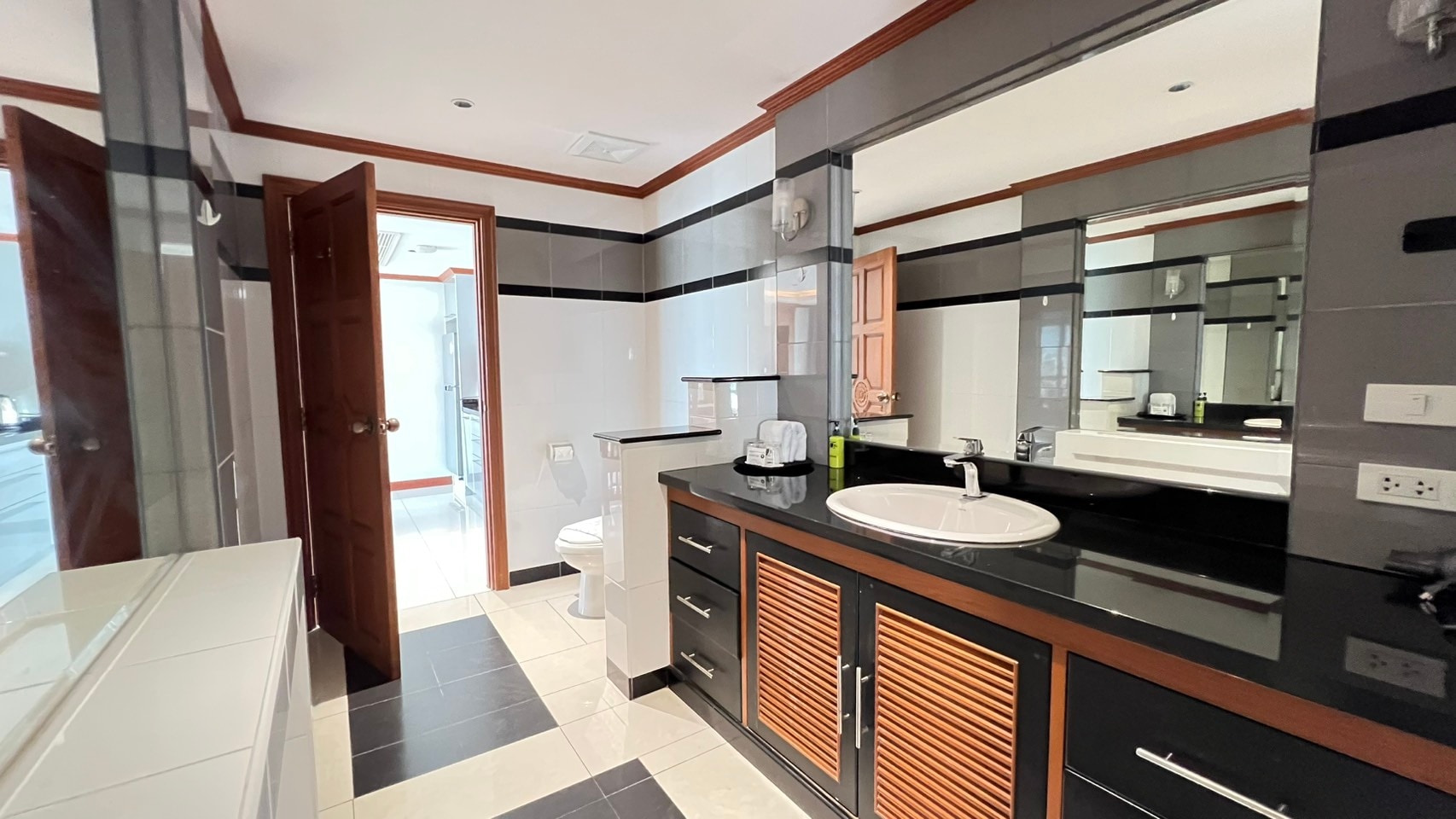 Sea view 1 Bedroom 1 Bathroom in North pattaya photo 25