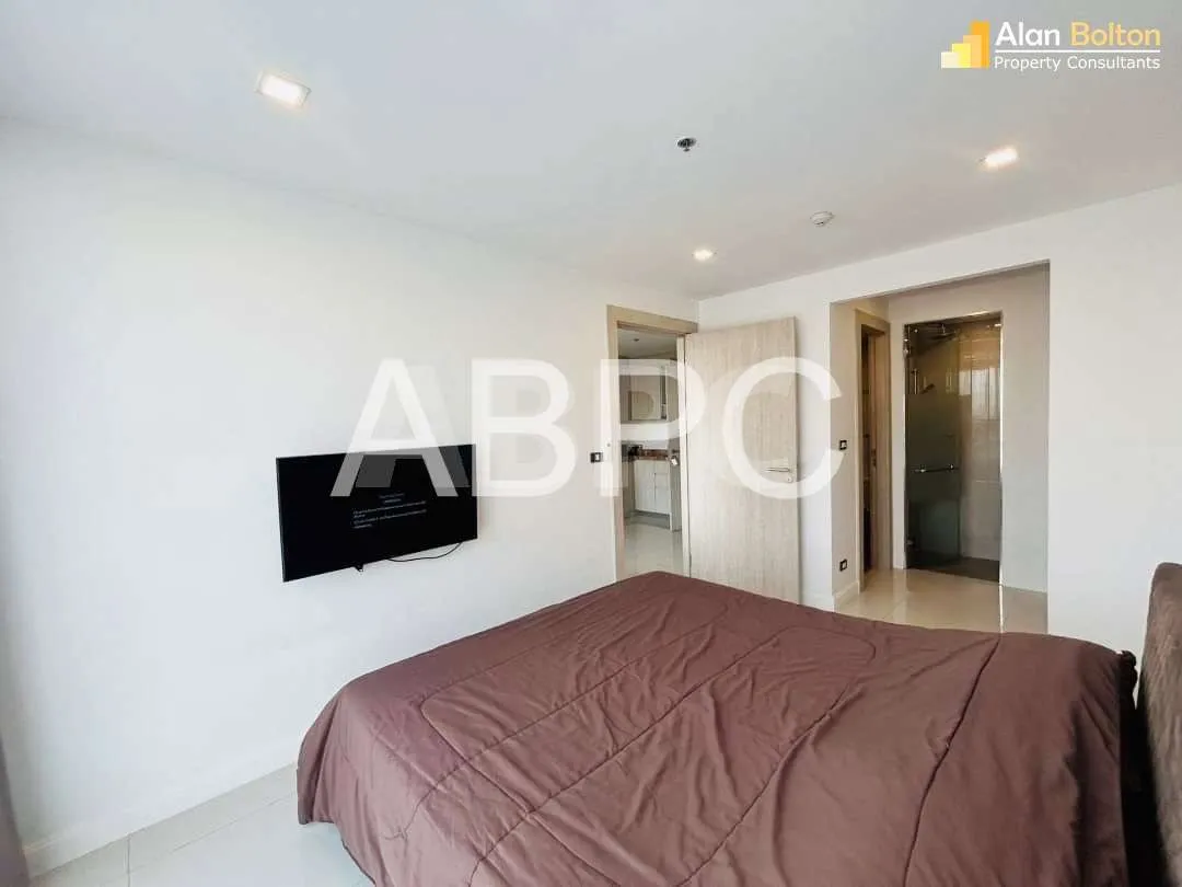 1 Bed 1 Bath in Pratumnak photo 7