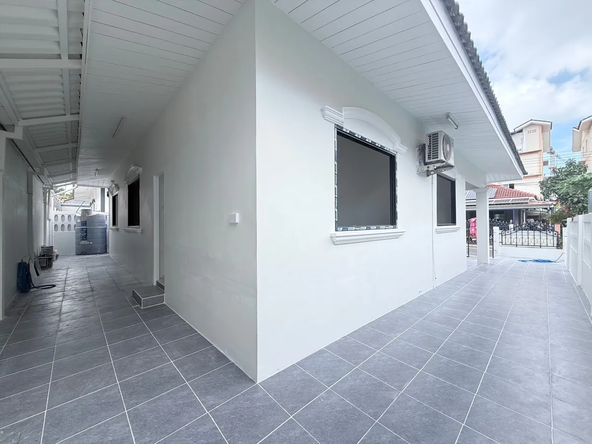Modern Classic for sale photo 16