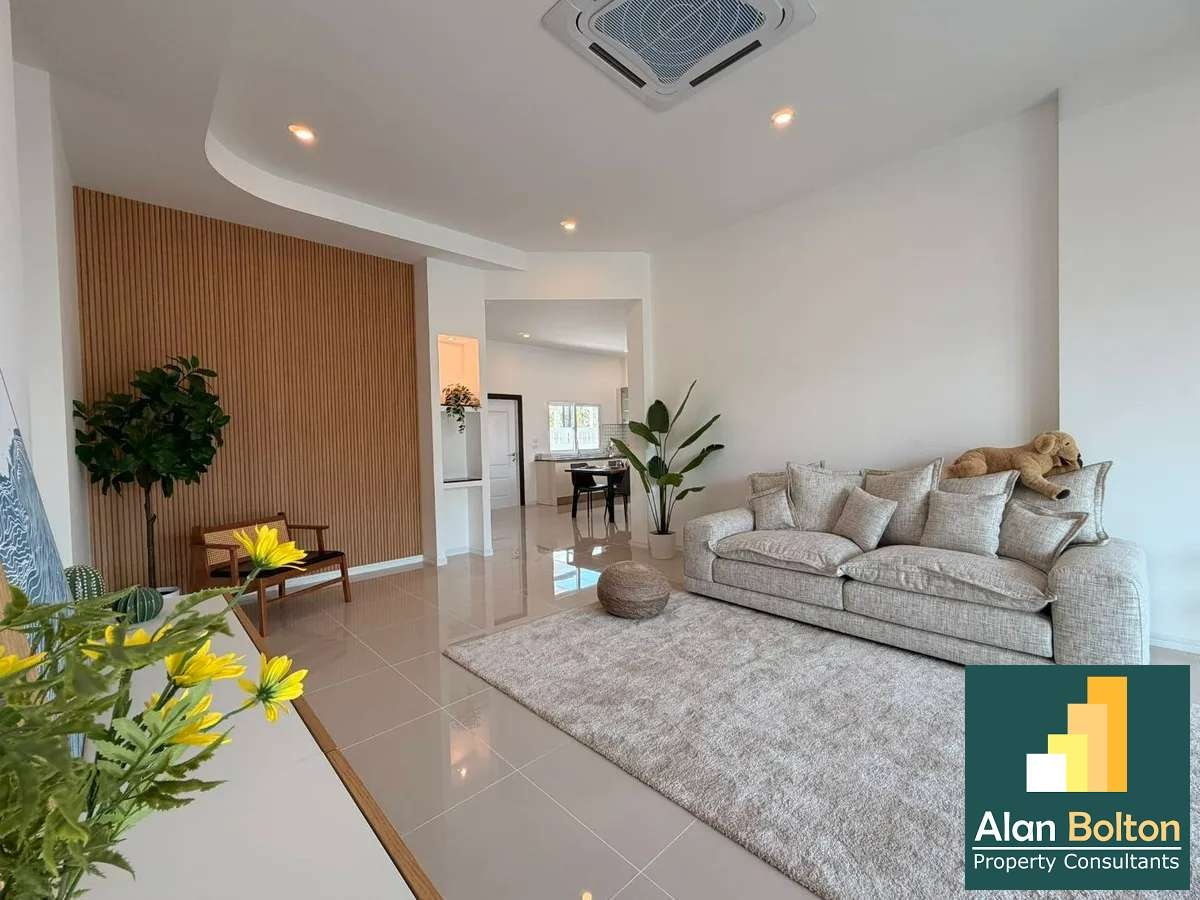 Modern Classic for sale photo 6