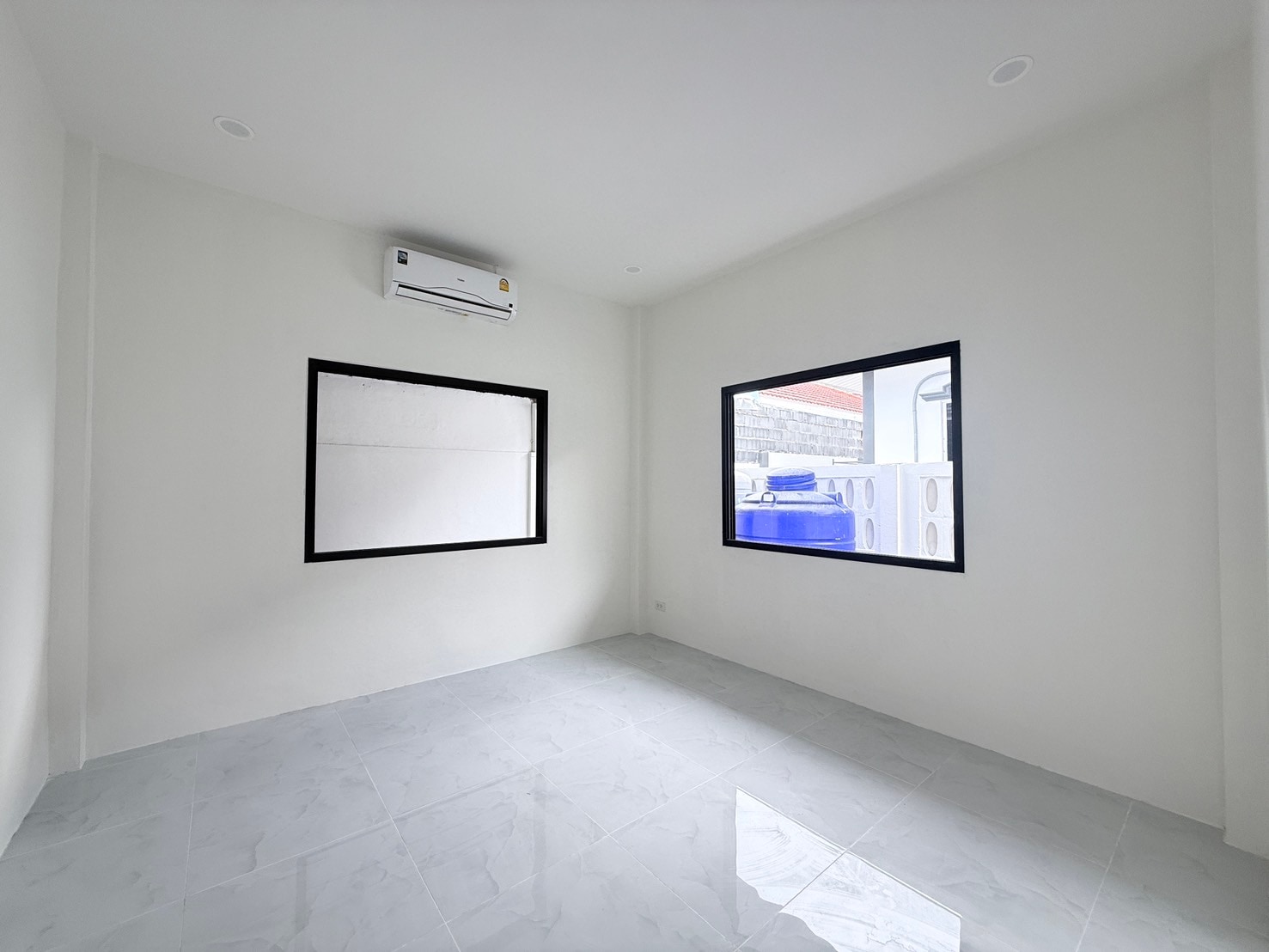 Modern Classic for sale photo 15