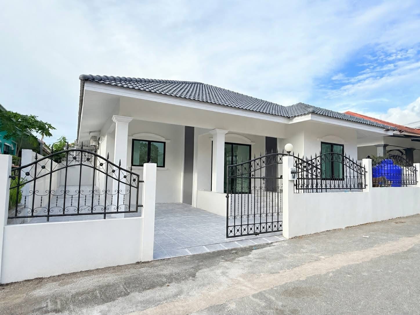Modern Classic for sale photo 23