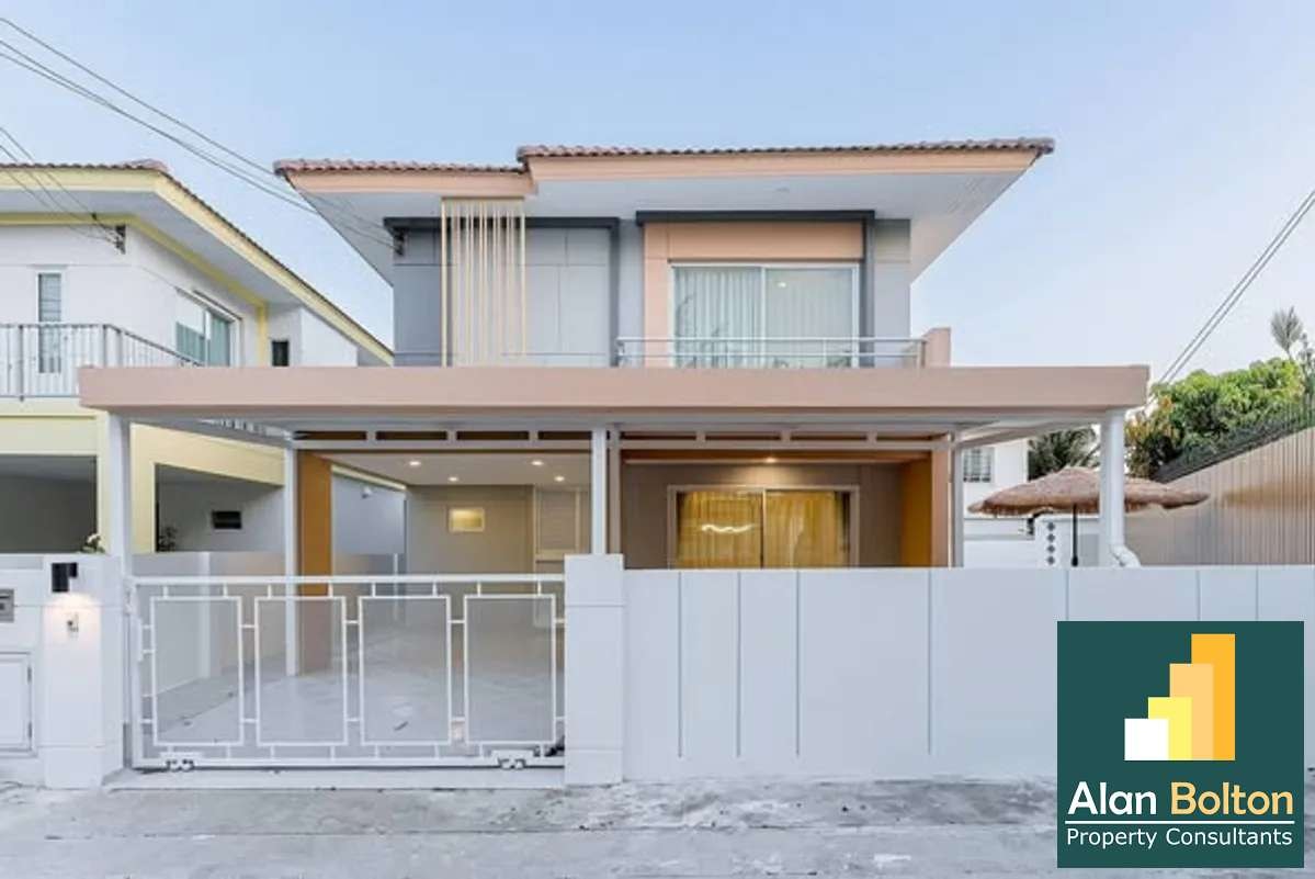 Newly Renovated Minimal Cozy Style with Pravate Pool 3 bedrooms 2 bathrooms in Baan Pruksa Nara for SALE photo 3