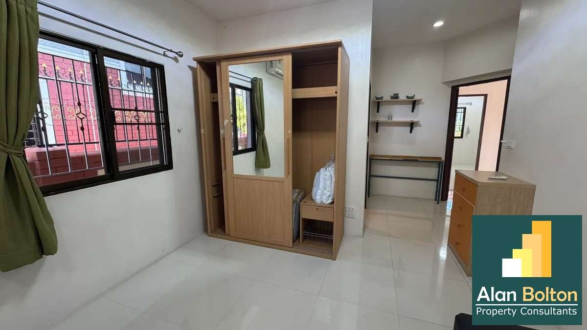 Nice single story house 3 bedrooms 2 bathrooms in North Pattaya for RENT photo 3