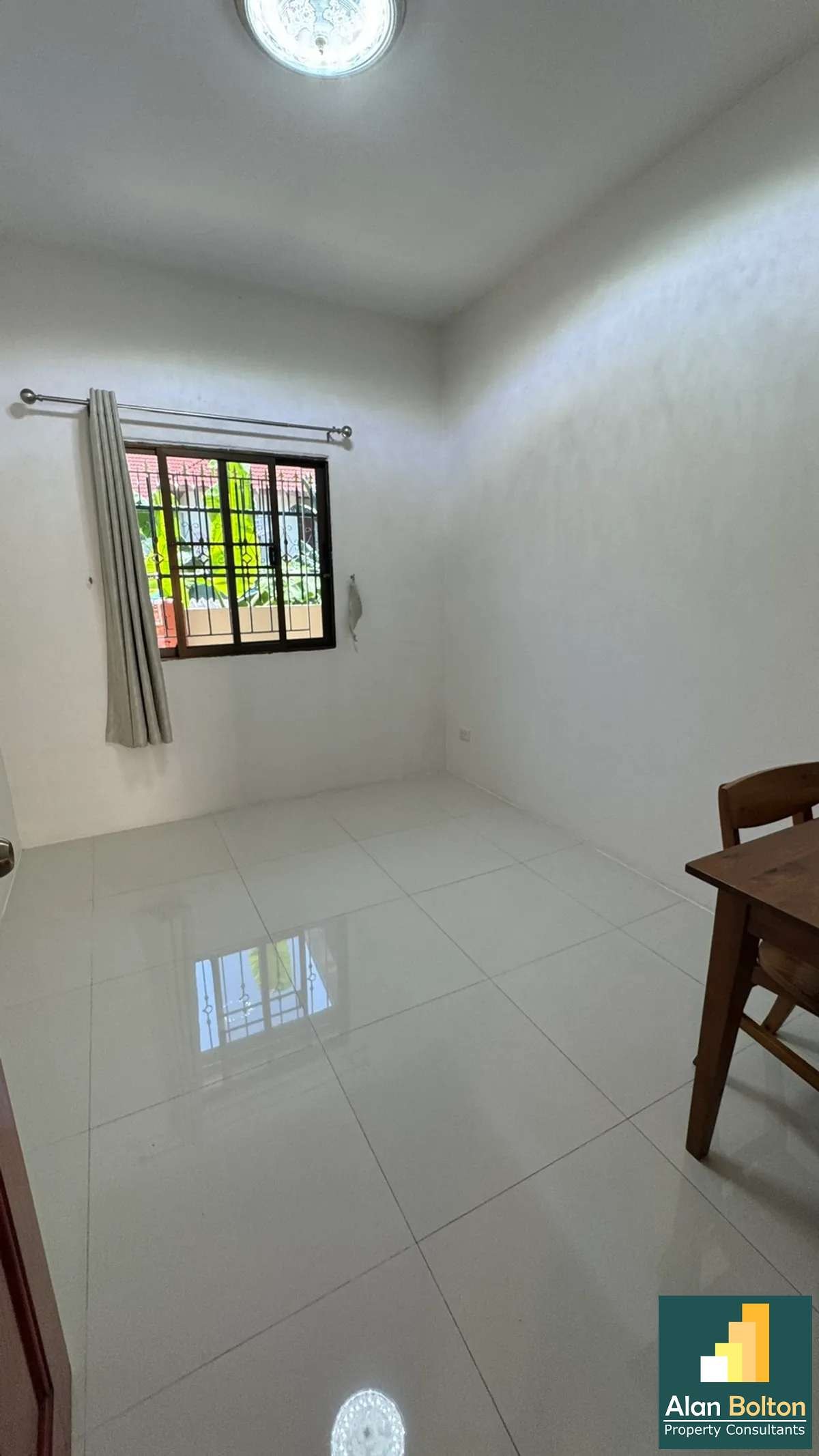 Nice single story house 3 bedrooms 2 bathrooms in North Pattaya for RENT photo 12