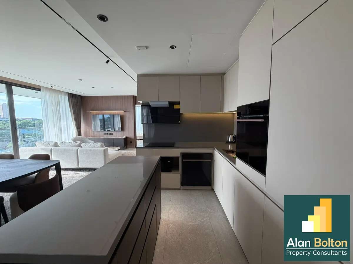 Brand new 3 Bedrooms 4 Bathrooms in Na Jomtien photo 4
