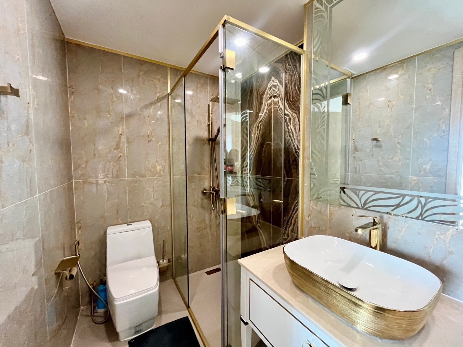 Stunning Sea View Luxury Beachfront 1 bedroom 1 bathroom in Copacabana Beach Jomtien for RENT photo 25