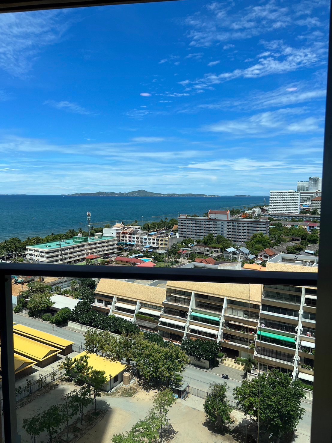 Stunning Sea View Luxury Beachfront 1 bedroom 1 bathroom in Copacabana Beach Jomtien for RENT photo 17