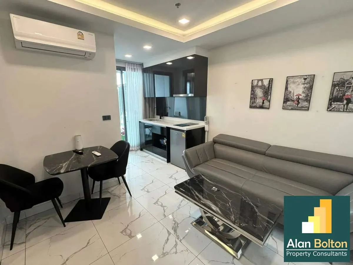 Sea View One bedroom condo For rent In central Pattaya photo 3