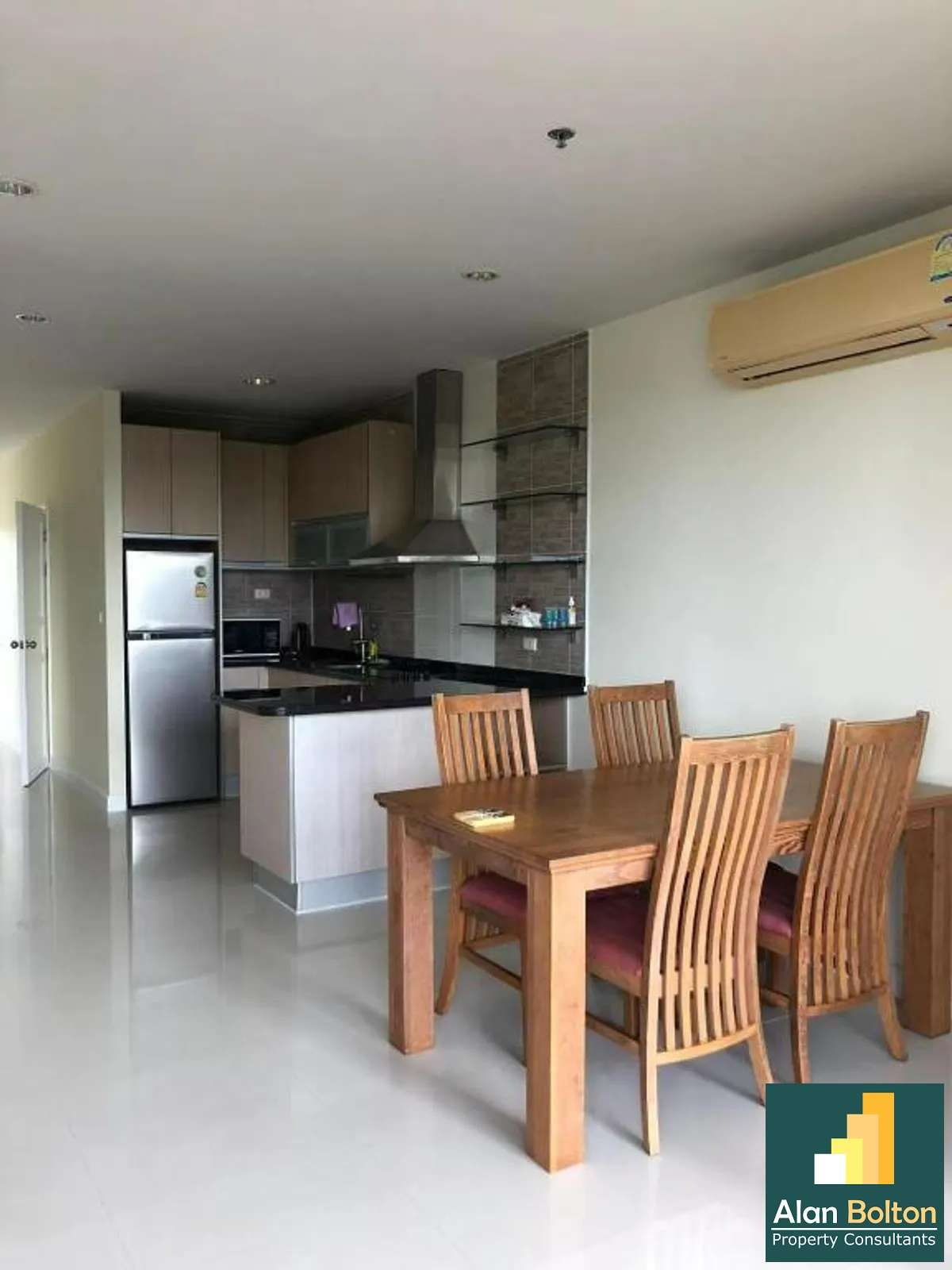 2 Bedroom Confo For Sale In Najomtien photo 4